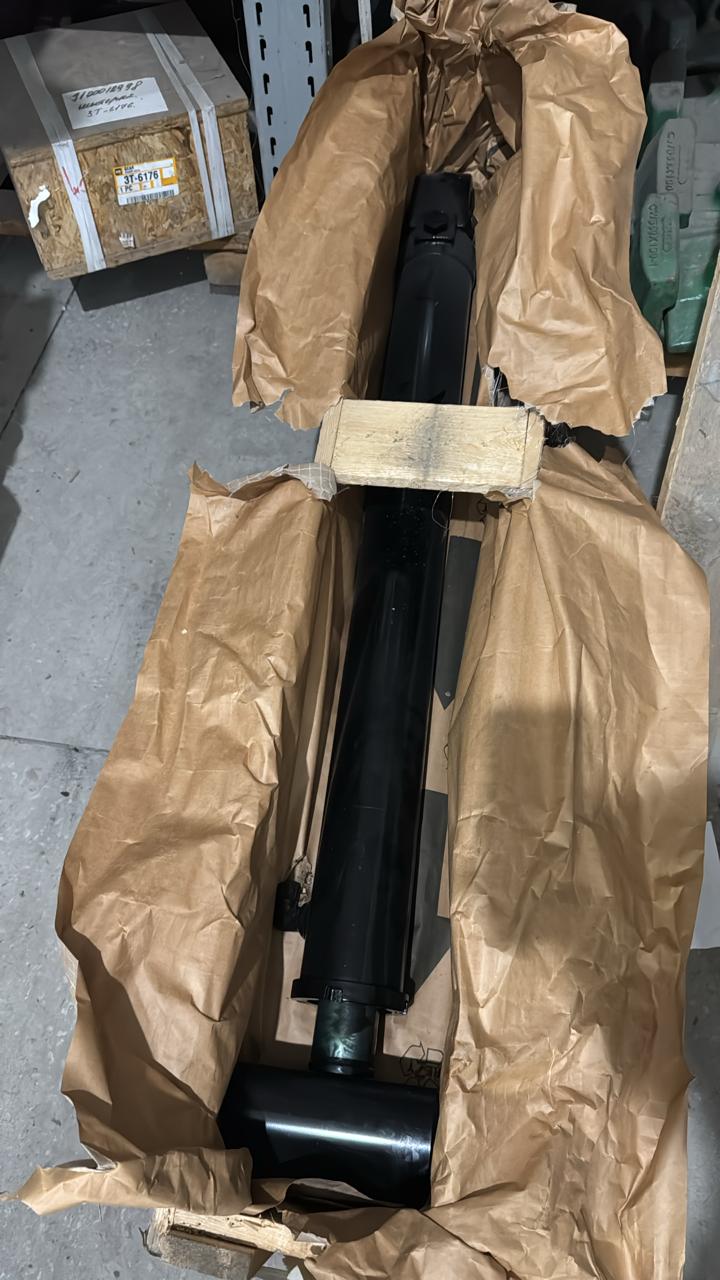 Гидроцилиндр ковша (Bucket Cylinder)