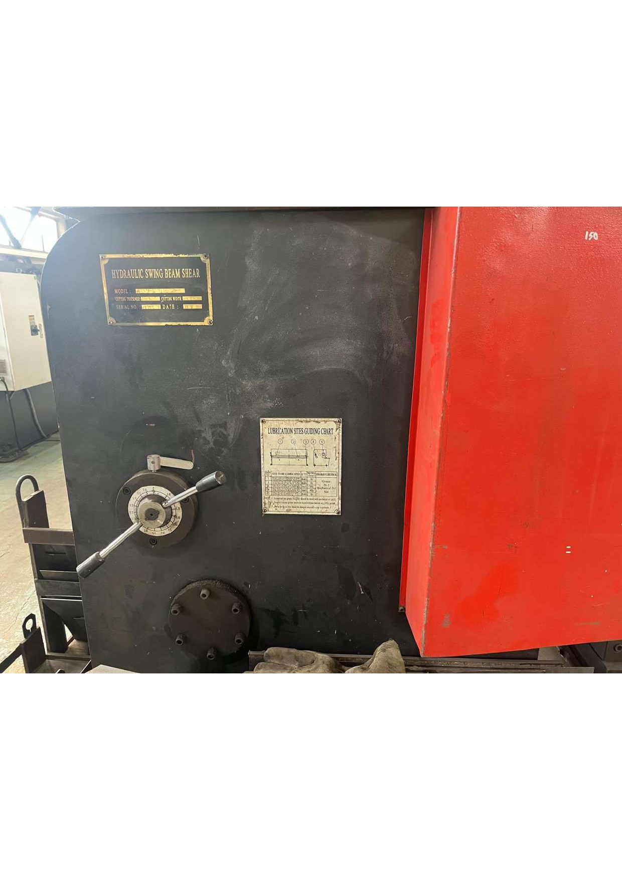 Ножницы гильотинные гидравлические ZEVS QC12Y-6×2500