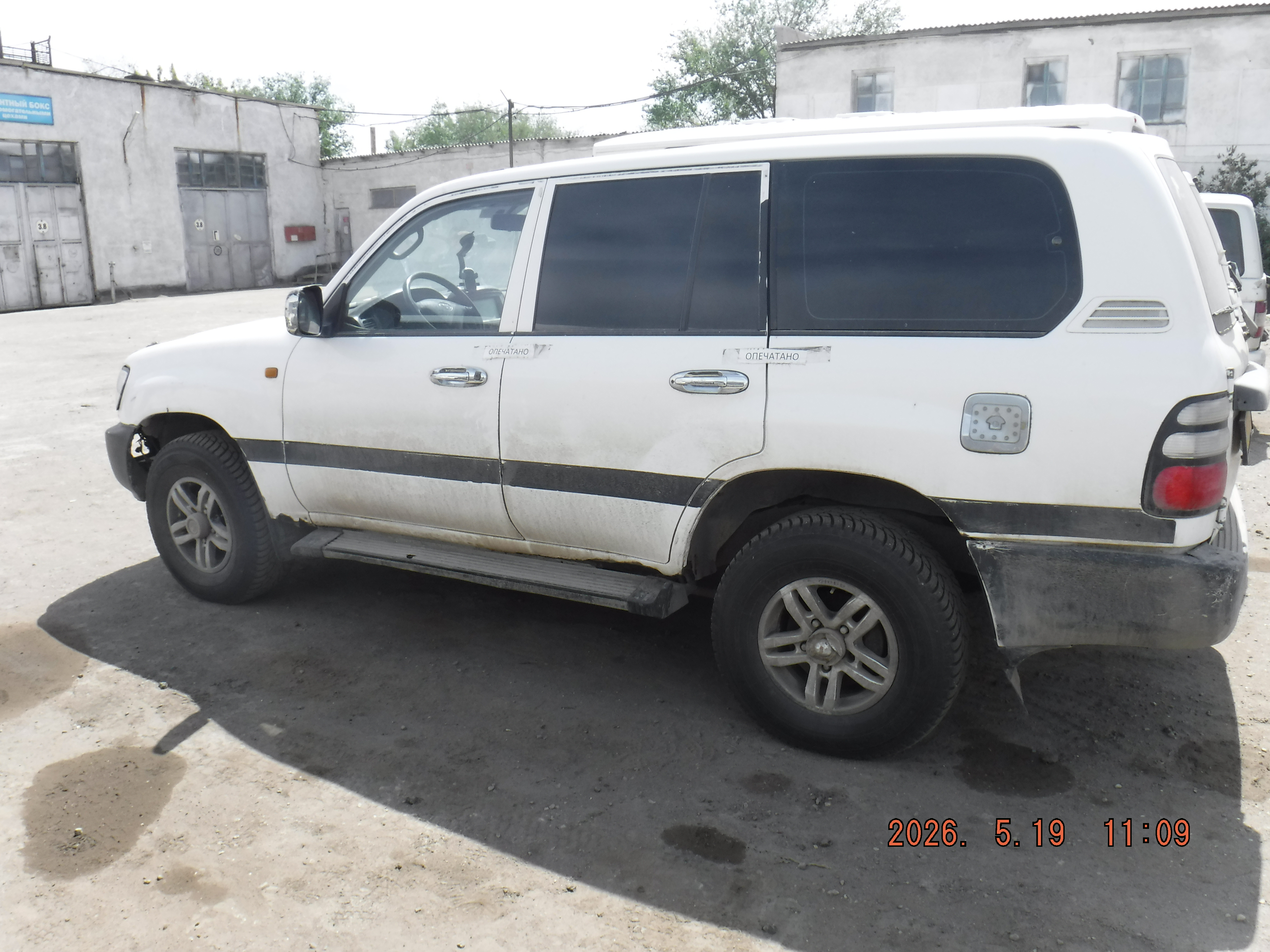Toyota Land Cruiser 100GX