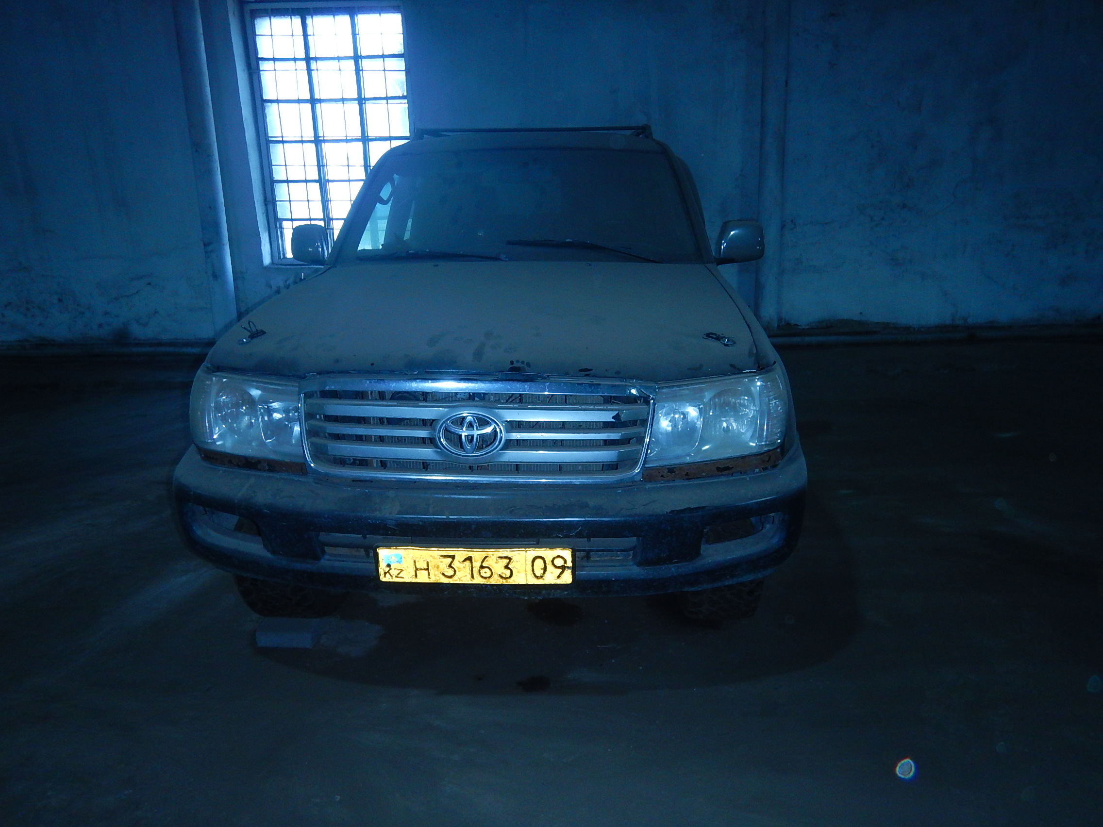 Toyota Land Cruiser 105 GX