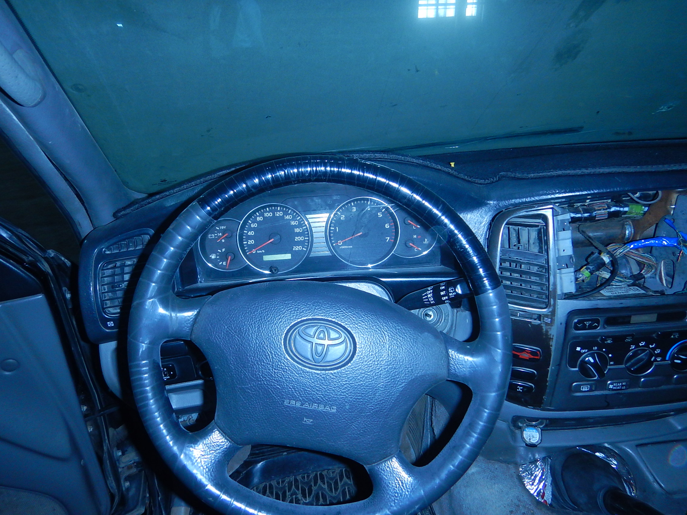 Toyota Land Cruiser 105 GX