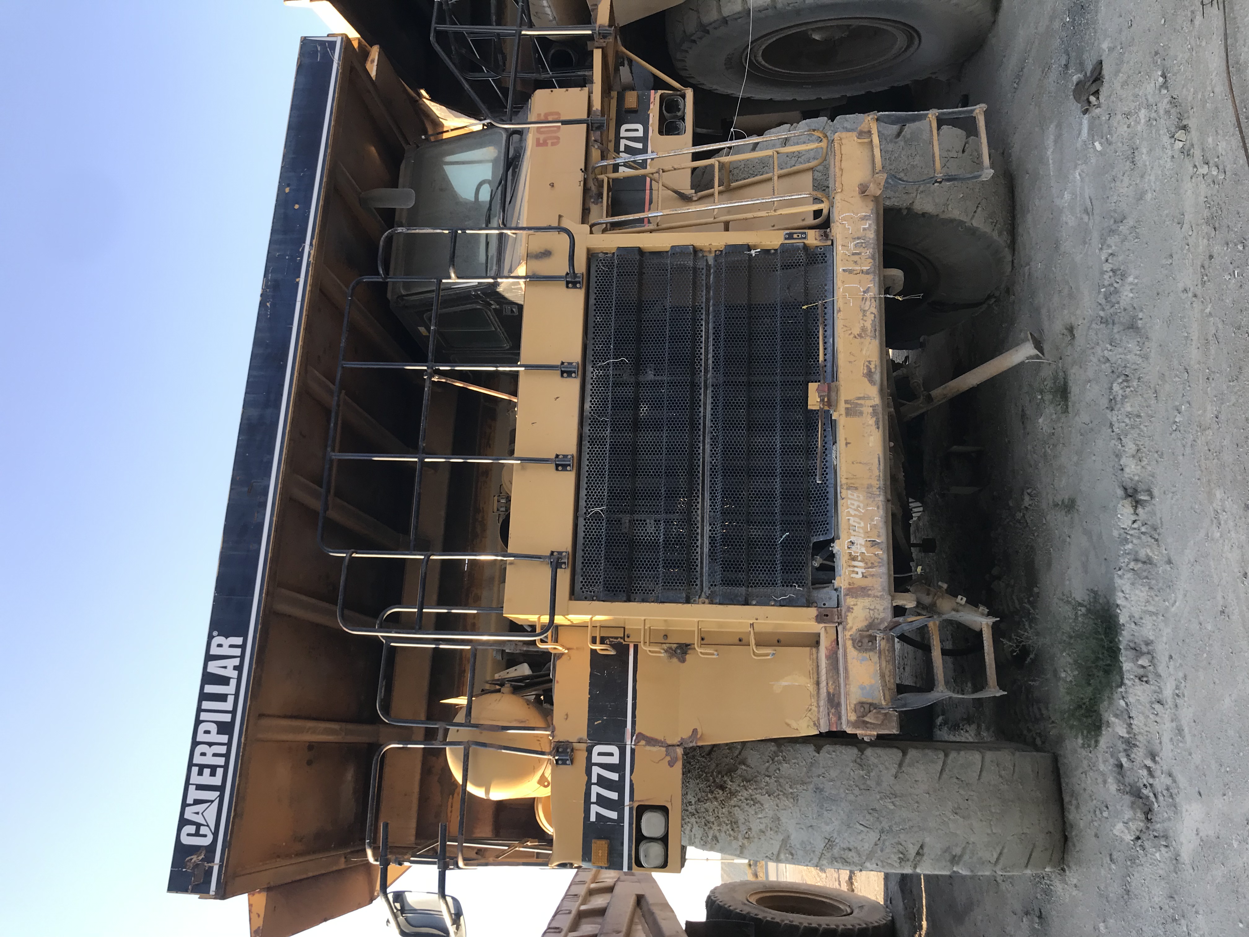 CATERPILLAR 777D (505)