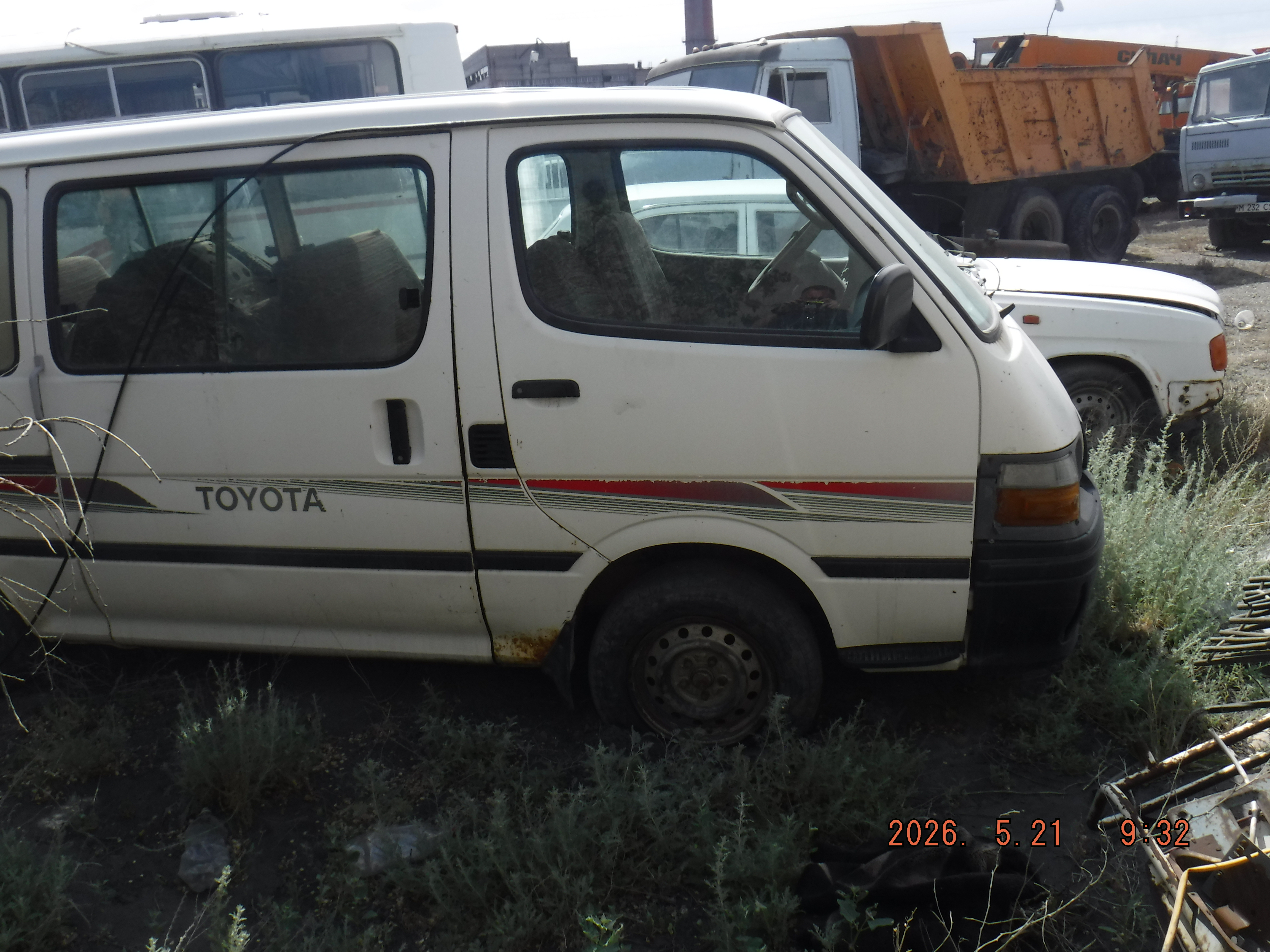 TOYOTA HIACE  _M301CL