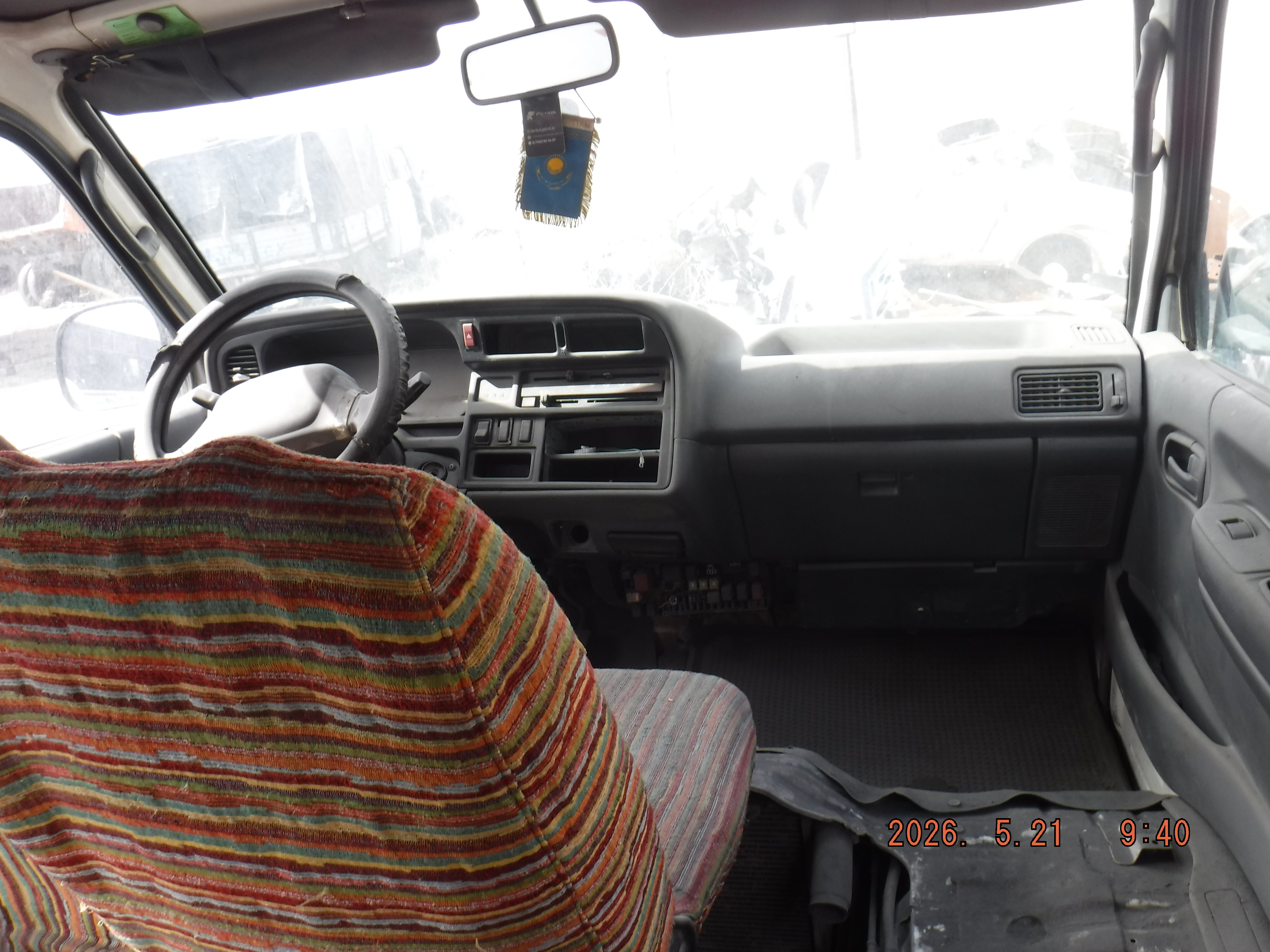 TOYOTA HIACE  _M301CL