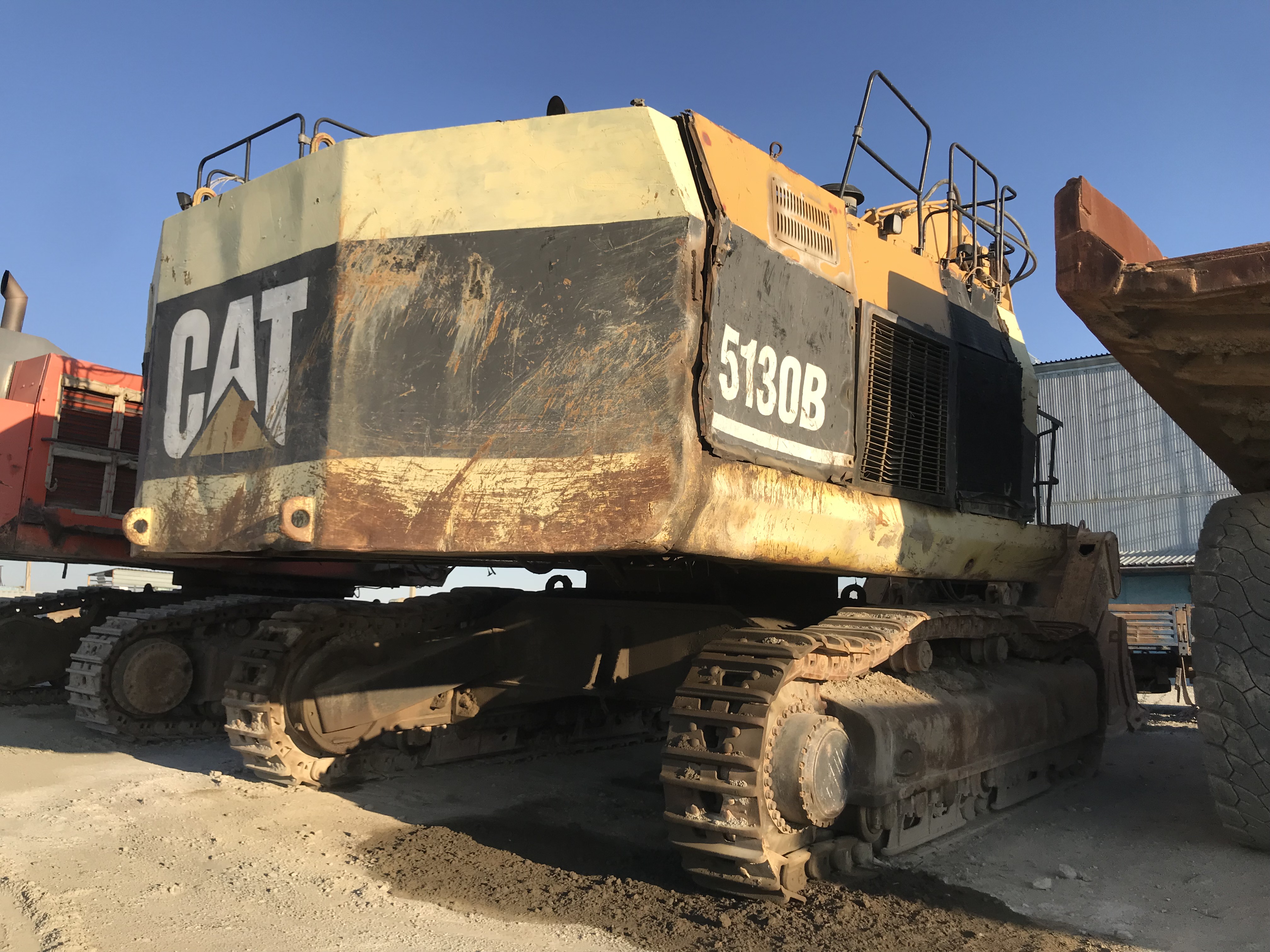 Экскаватор CAT5130B