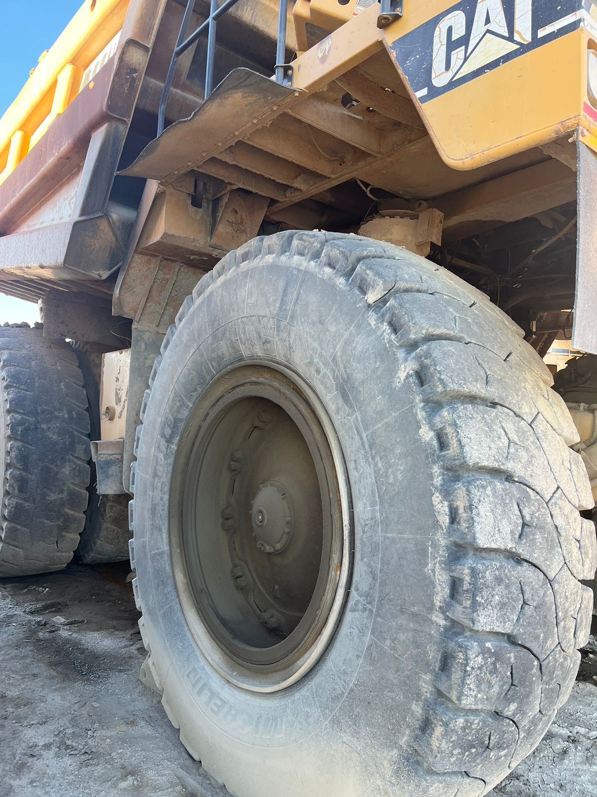 CATERPILLAR 777D (509)