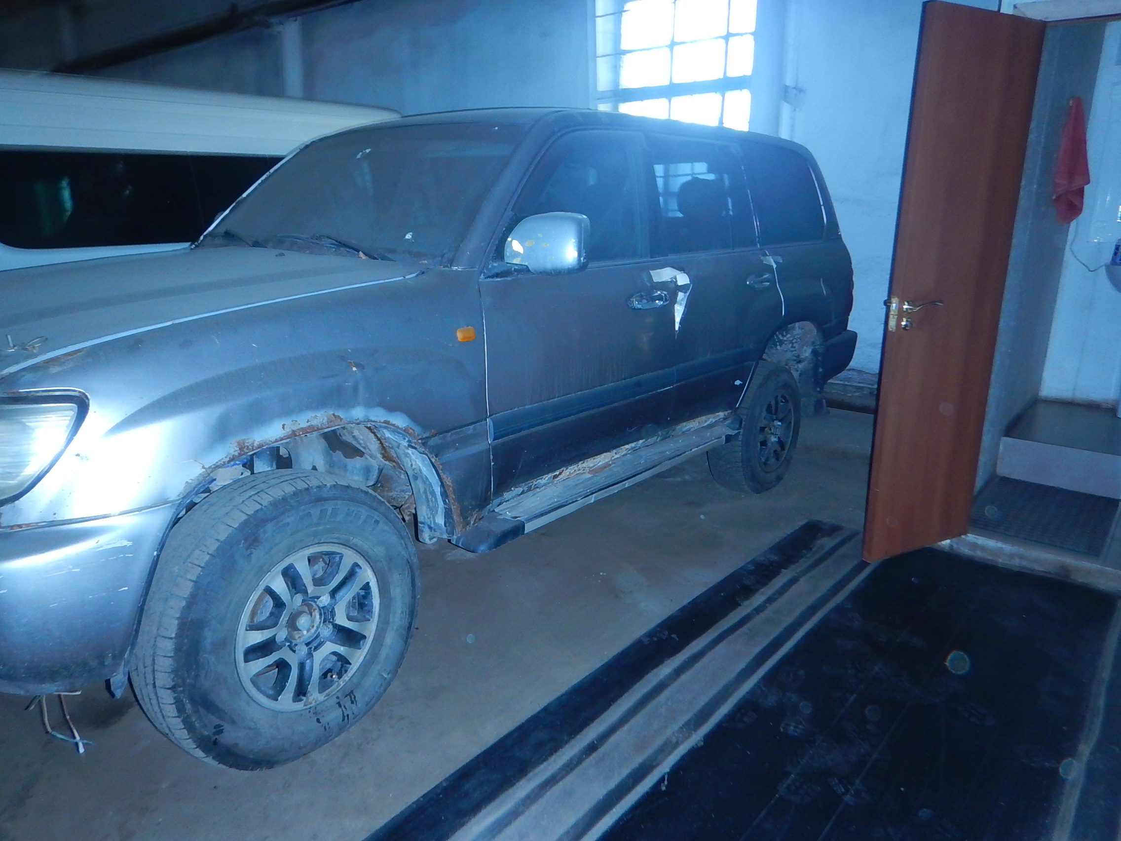 Toyota Land Cruiser 100GX H254309